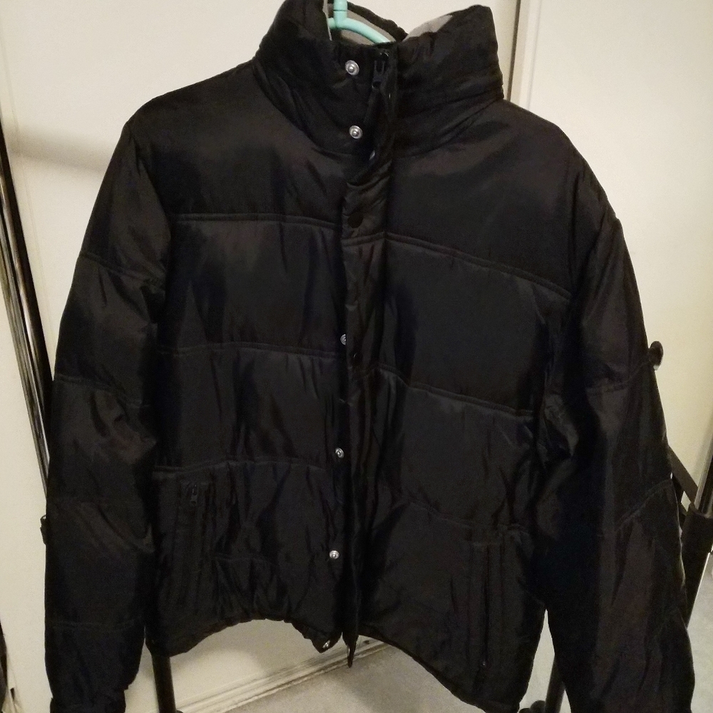Puffer Jacket (with hidden Hood)